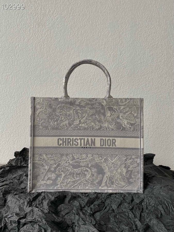 Dior Shopping Bags